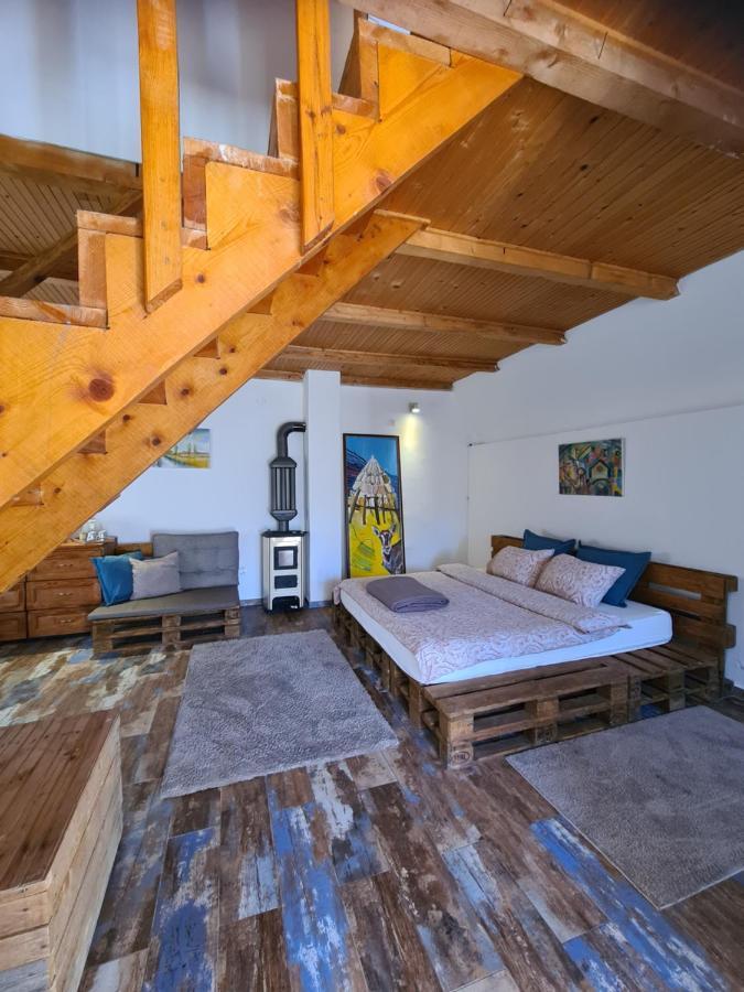 Eco Village Nevidio Poscenje Room photo
