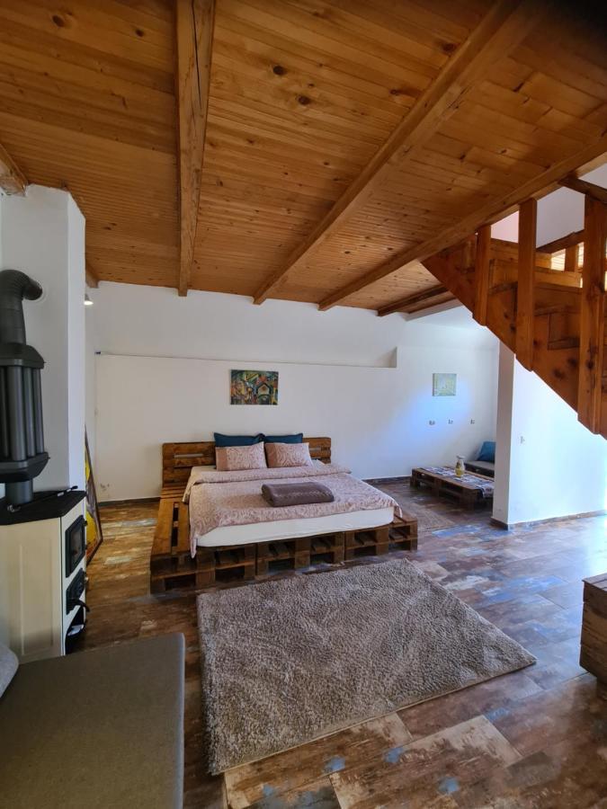 Eco Village Nevidio Poscenje Room photo